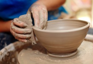 pottery maker